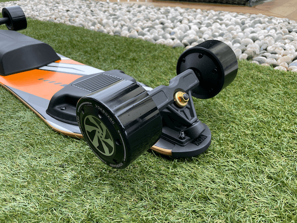 VOKBOARD Riot V2 hub motors